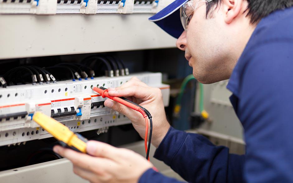 électricien maintenance Champs-sur-Marne